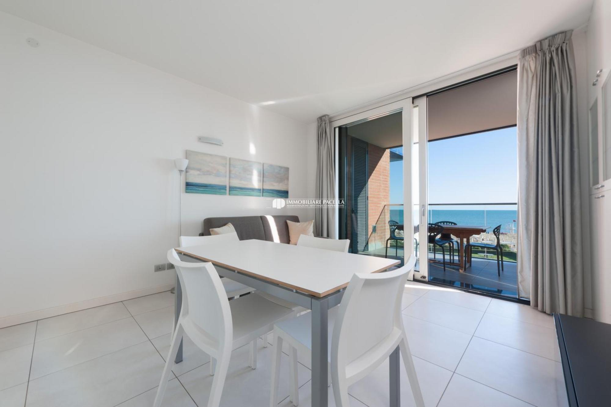 Residence Frontemar Immobiliare Pacella Lido di Jesolo Eksteriør bilde